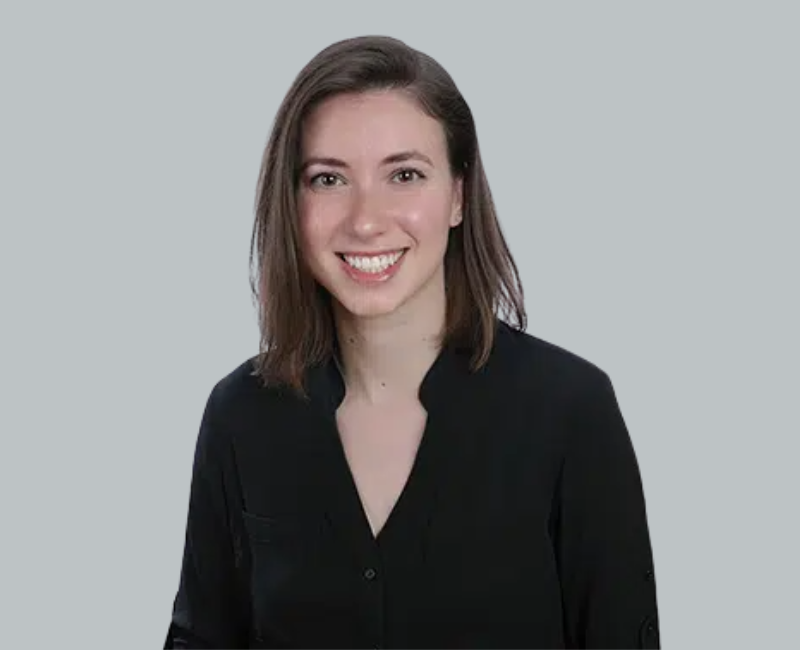 Dr. Lauren Lewandowski at Advanced Orthodontics in Everett, WA creating customized orthodontic treatment plans